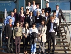 Chinese delegatie speelt simulatiespel Setting Standards